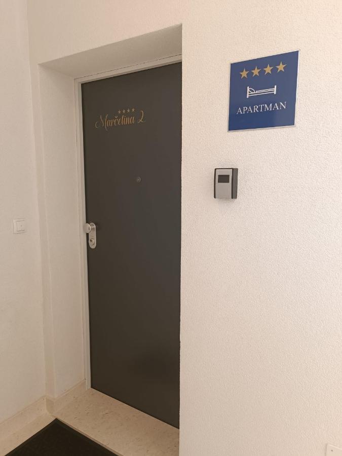 Apartman Marcelina 2 In Trogir Exteriér fotografie